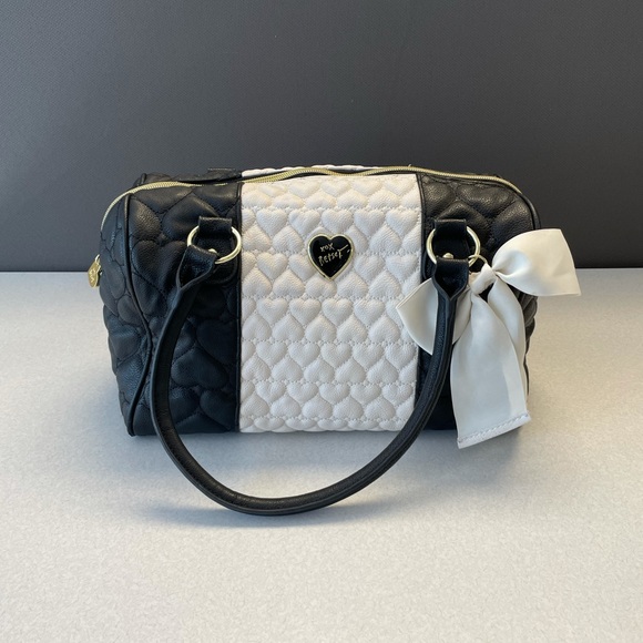 Betsey Johnson Handbags - BETSEY JOHNSON Quilted Hearts Satchel